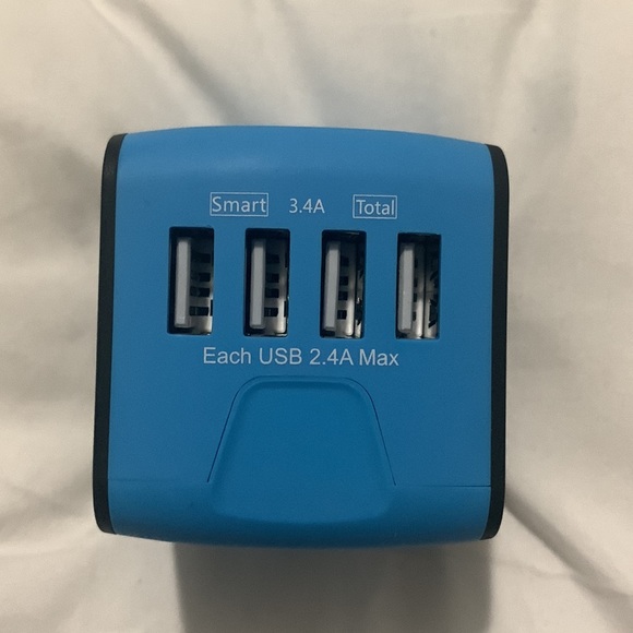 Universal Power adapter - Picture 2 of 4